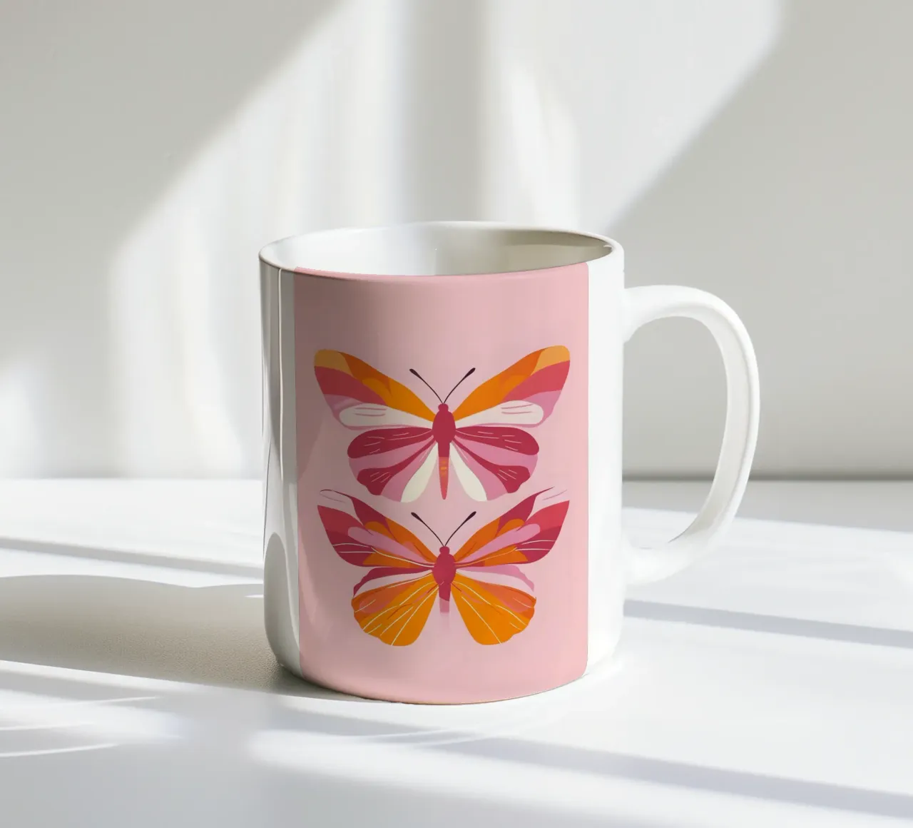 Lesbische Flagge Schmetterling Duo - Stolz & Boho Kunst Keramik Tasse von homdeco
