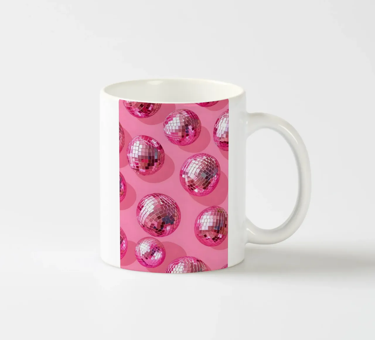 Disco Ball Delight - Retro Party Vibes keramische mok van homdeco