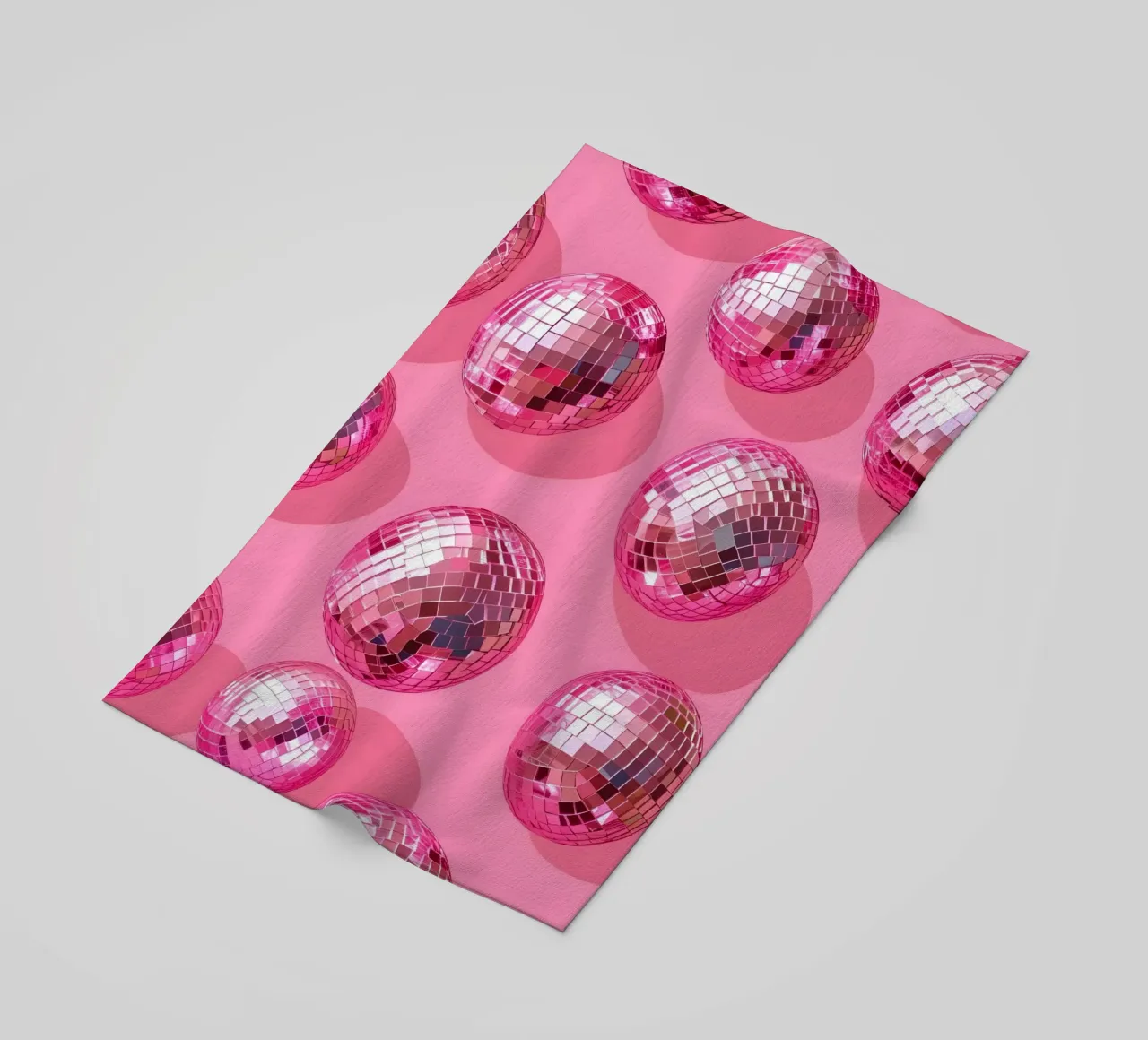Disco Ball Delight - Retro Party Vibes strandhanddoek van homdeco