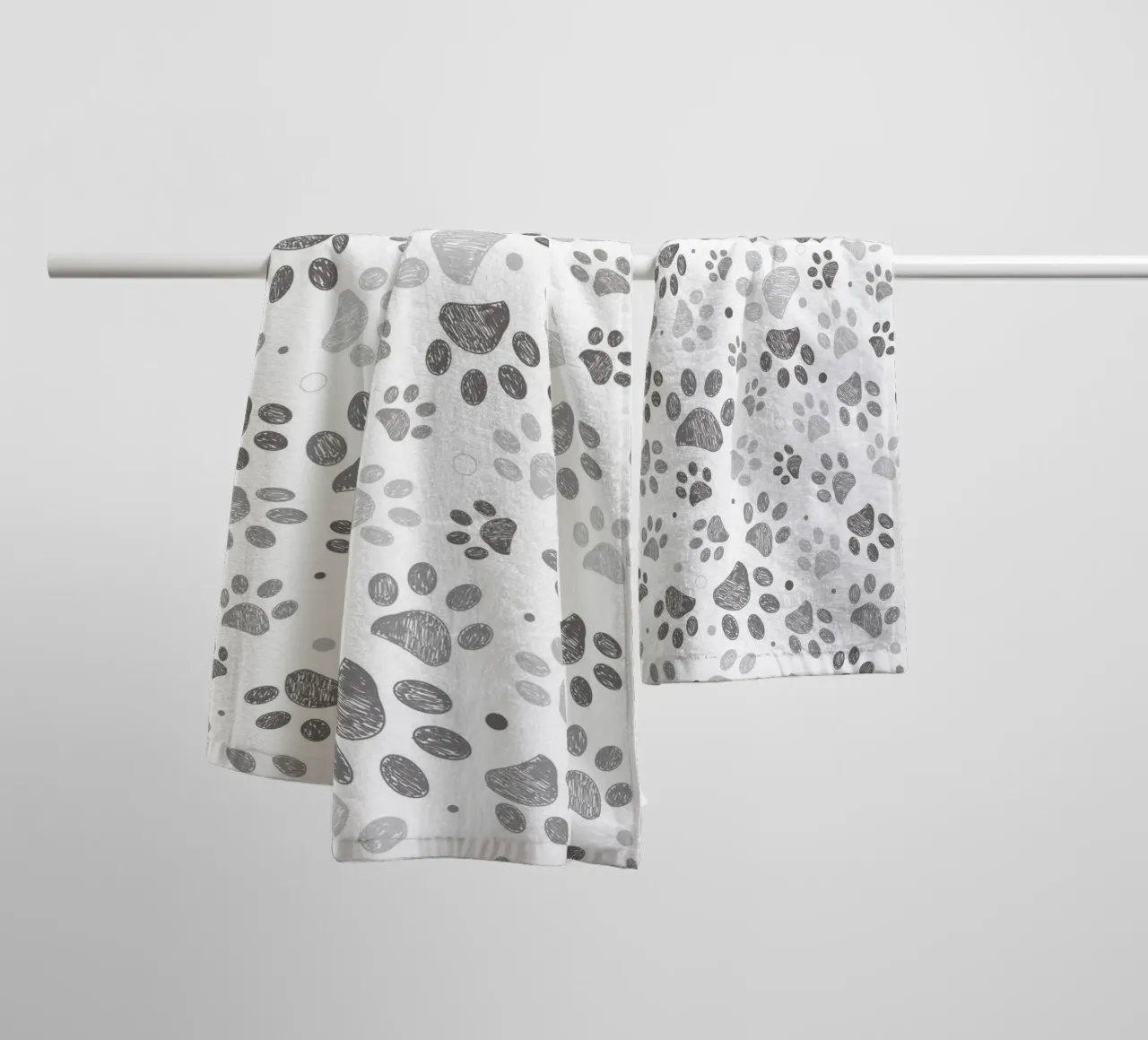 Impronte di zampe grigie con forme geometriche asciugamano da bagno da gulsengunel