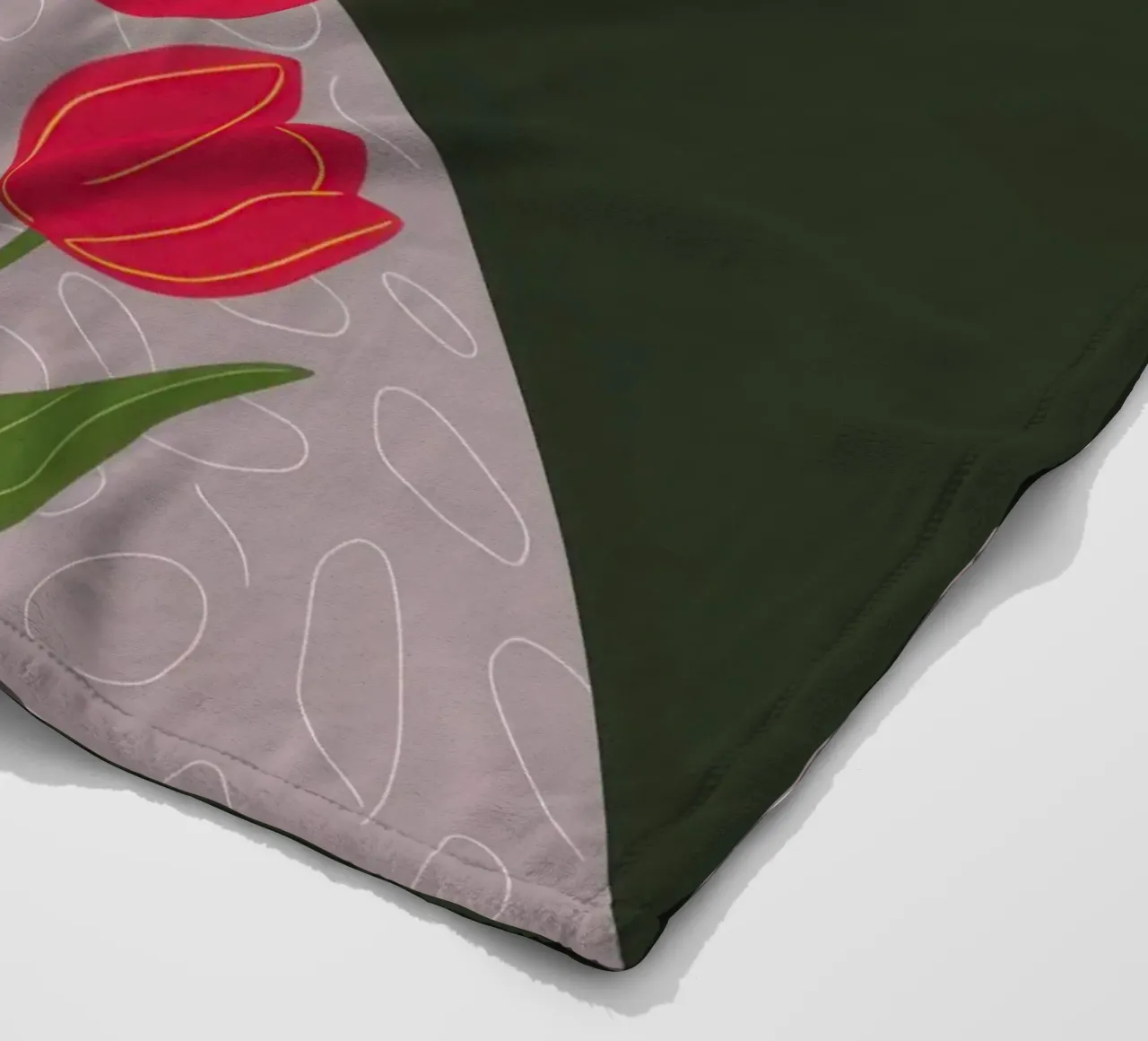 Grazioso abbraccio di tulipani coperta in pile da Rain Balance