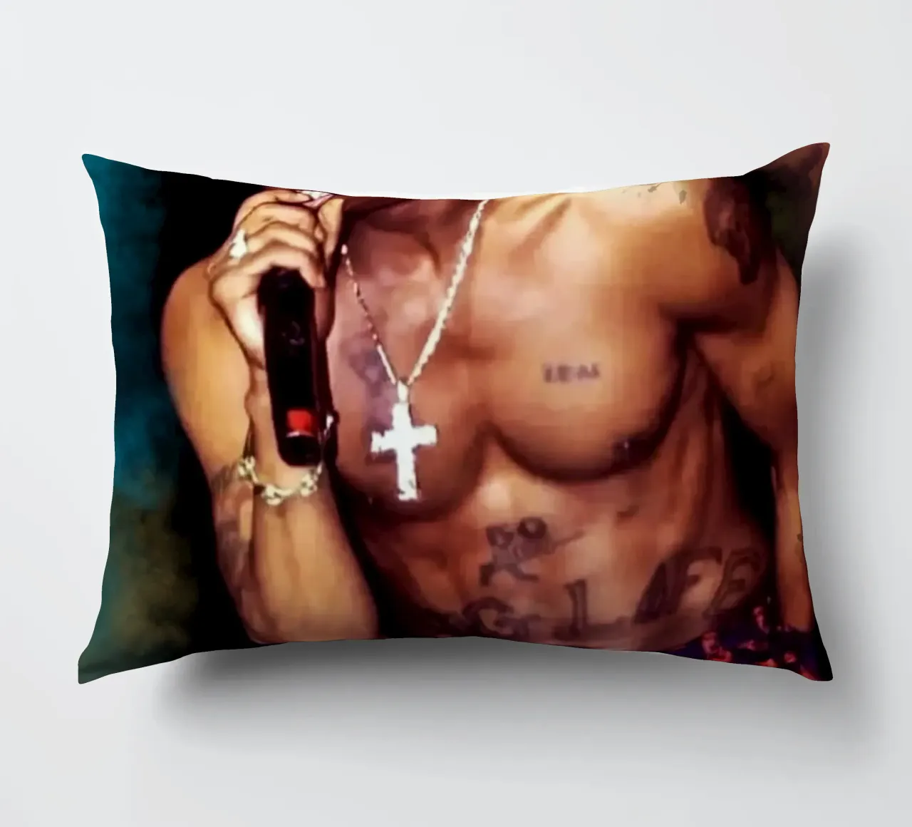 Tupac on stage cuscino da Lembayung art