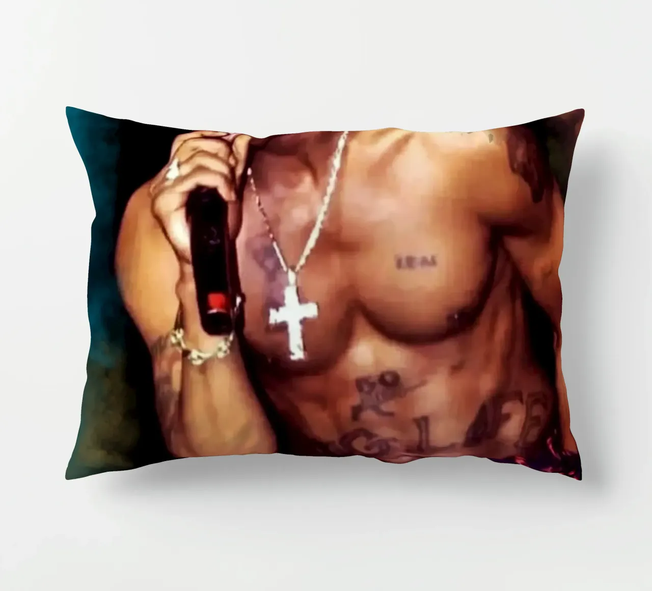 Tupac on stage cuscino da Lembayung art