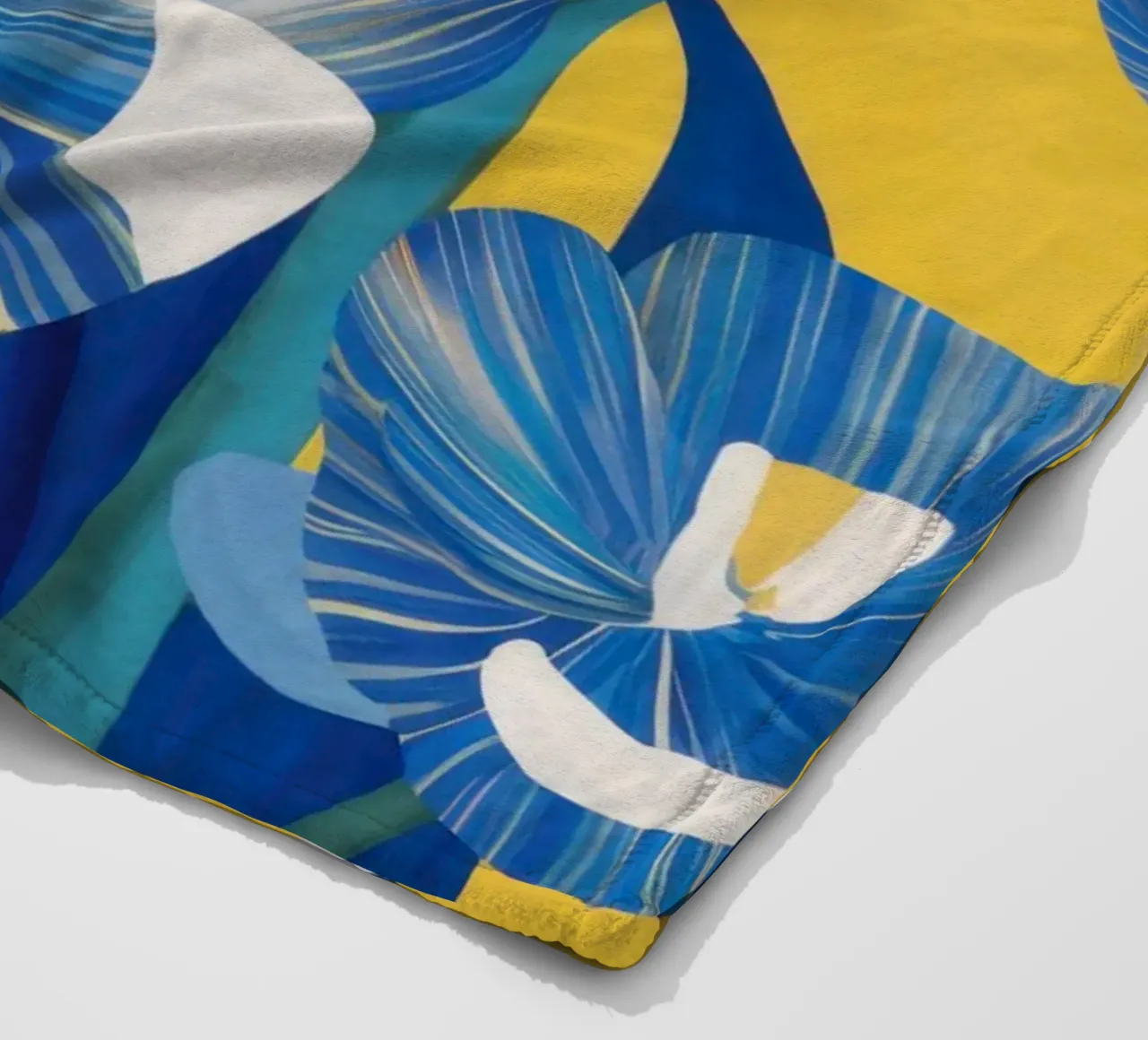 Fiori blu cobalto coperta in pile da Ink Pulse