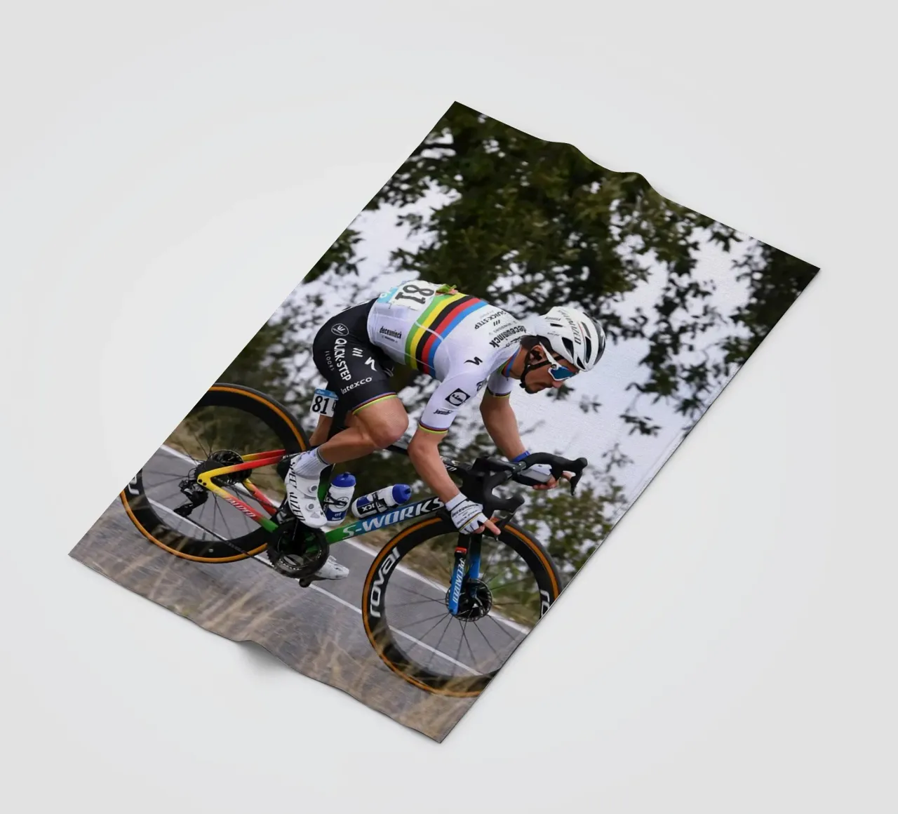 Julian Alaphilippe velocista coperta in pile da Goodshops