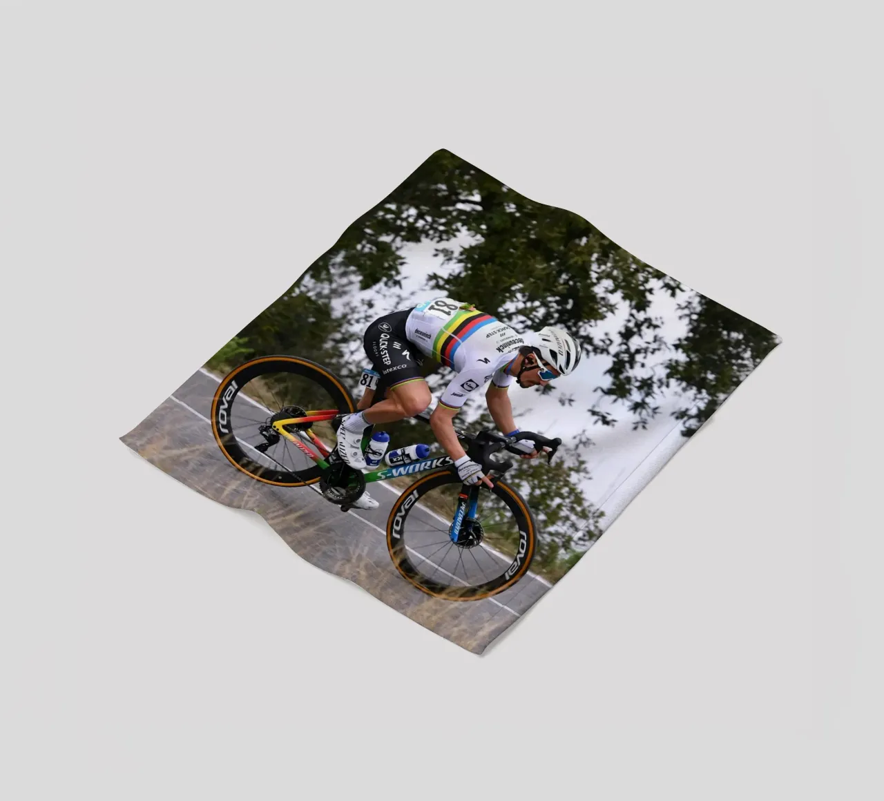 Julian Alaphilippe velocista coperta in pile da Goodshops