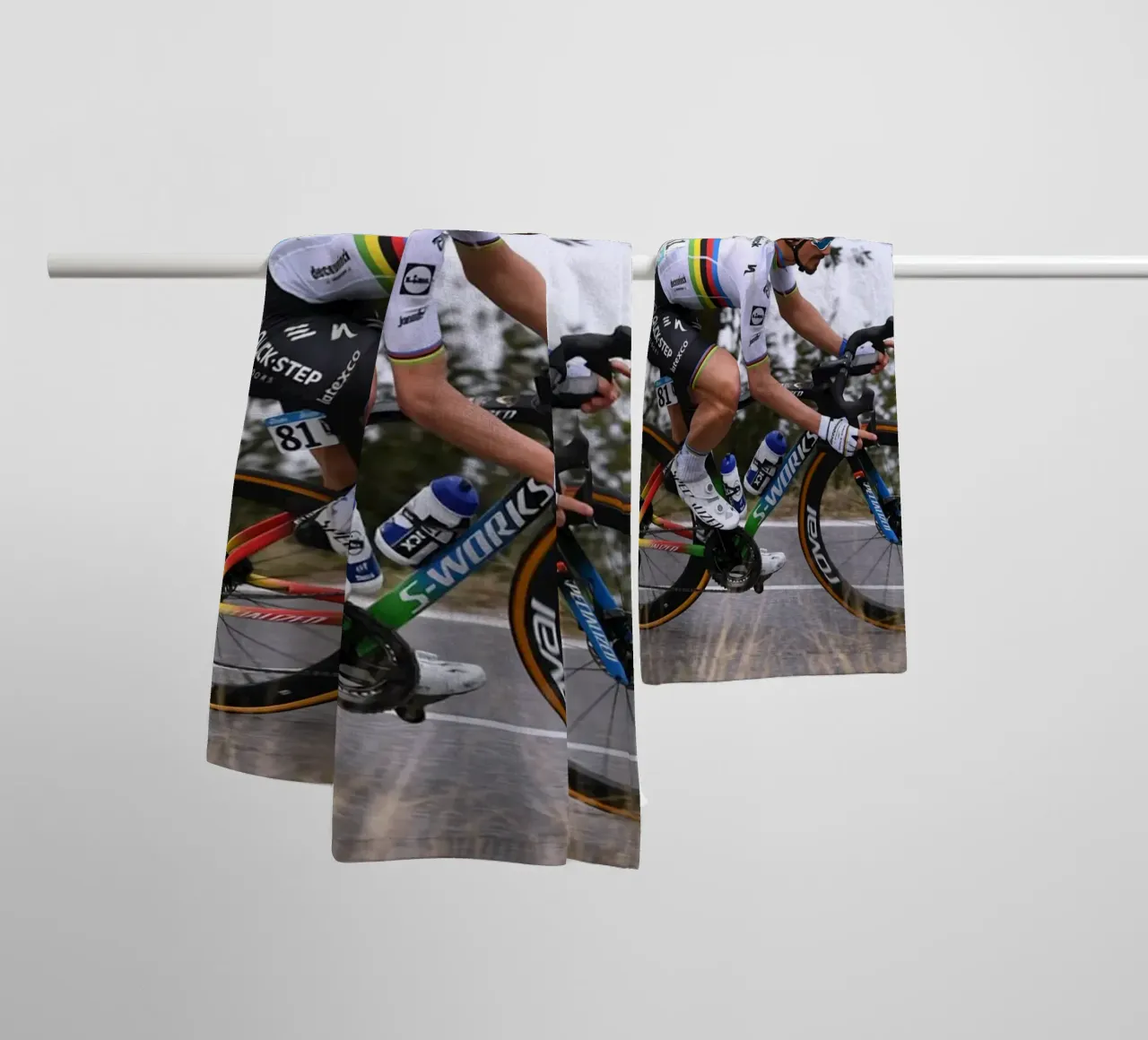 Julian Alaphilippe Sprinter Handtuch von Goodshops