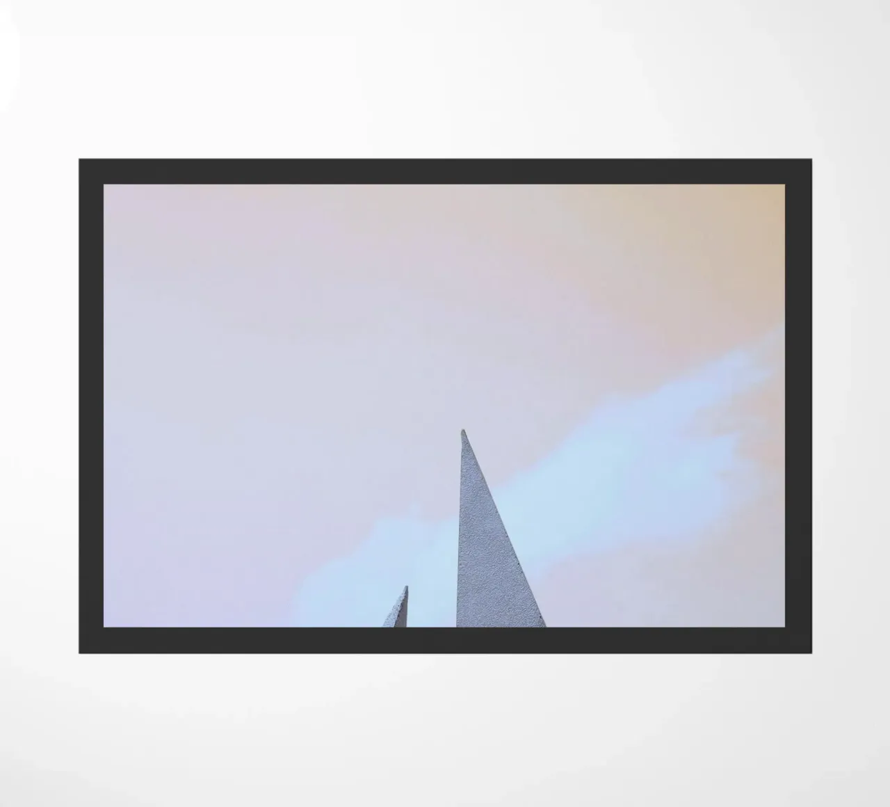 minimalist sharp angles zerbino da Histrol