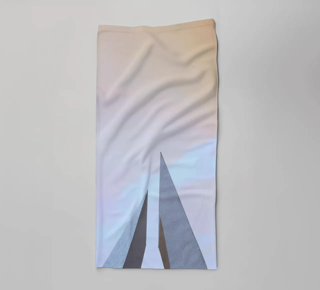 minimalist sharp angles towel by Histrol