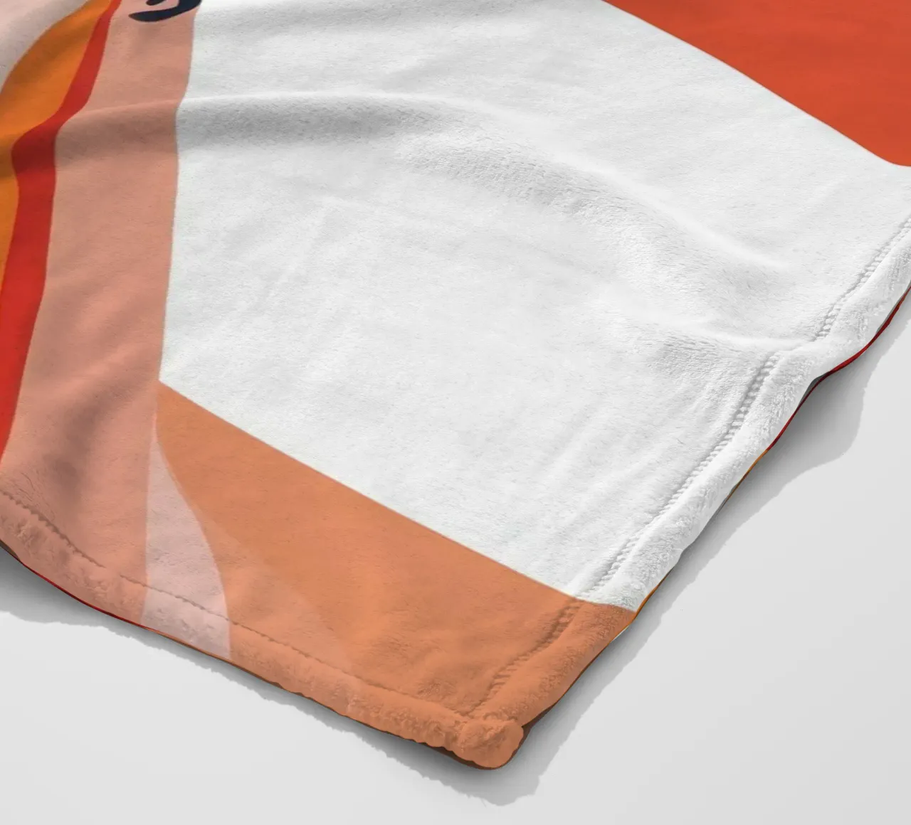 Silhouette solare Serenity coperta in pile da Monuments Fire