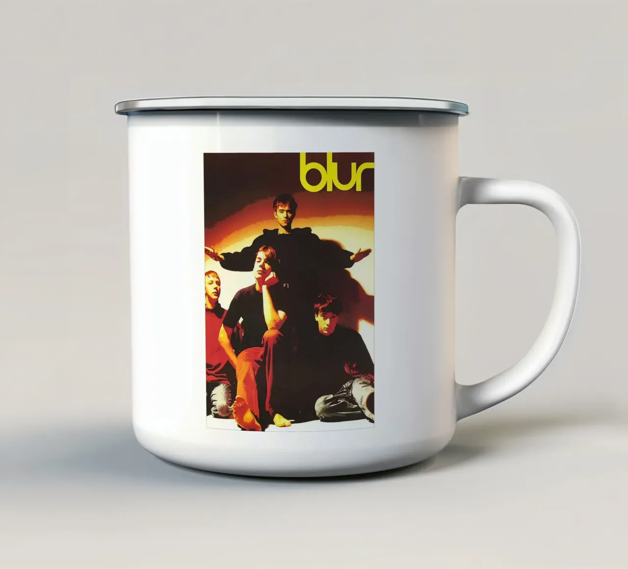 groupe flou mug en émail de vanhesling