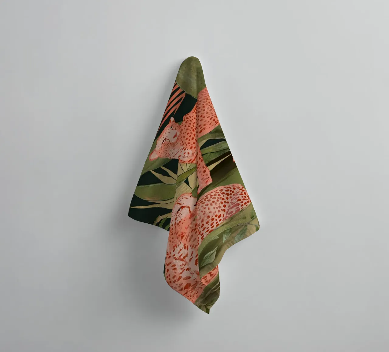 Tropische Geparden Handtuch von ThingDesign