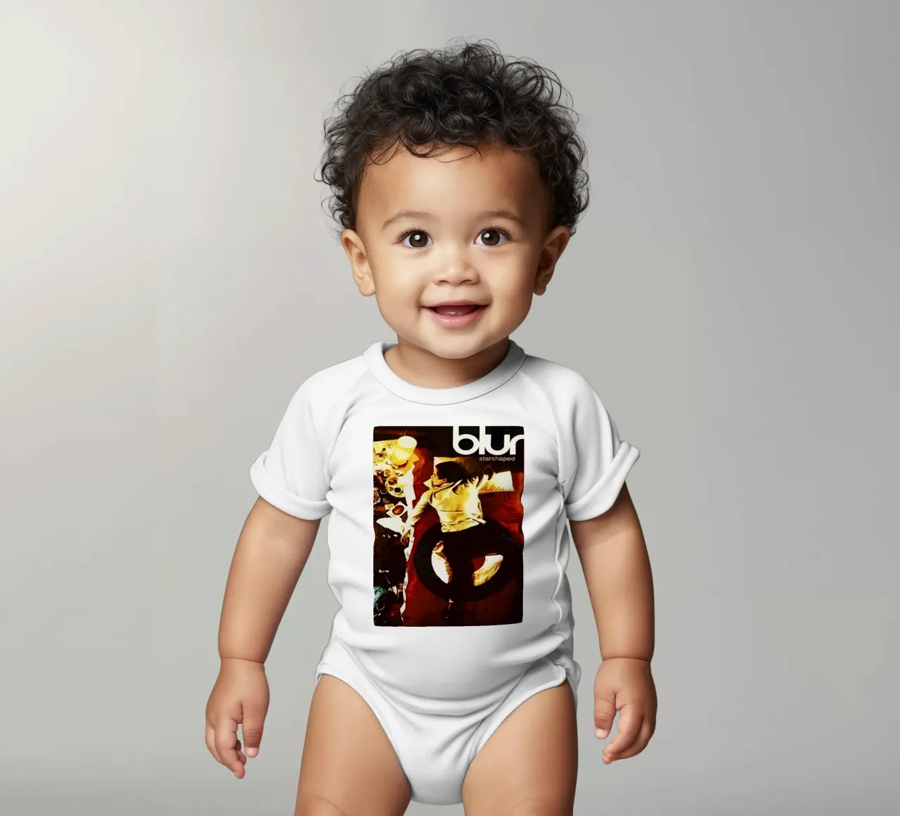 blur band short-sleeve baby romper by vanhesling