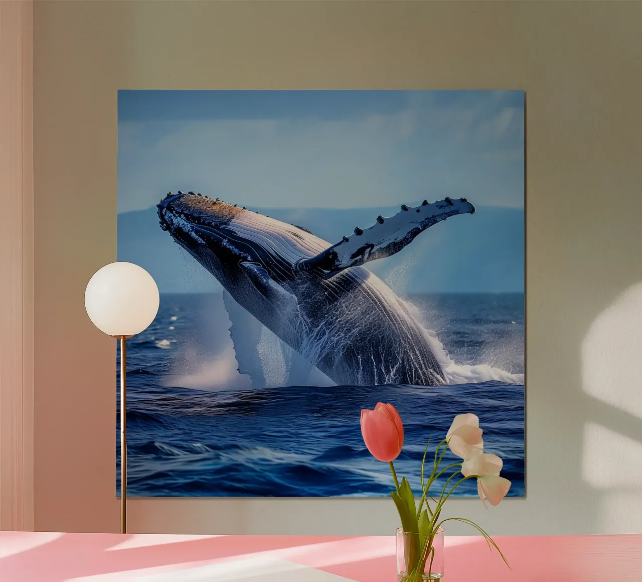 Das Flüstern des Ozeans Poster mit Holzrahmen von PhotoVibe Decor