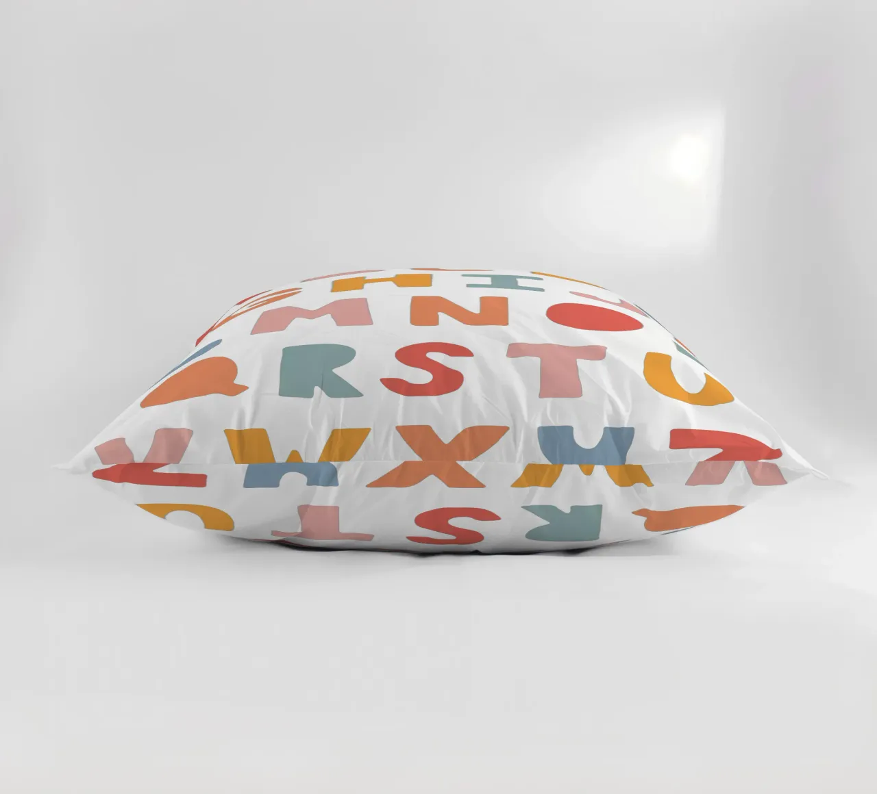 Solid Letters cuscino da Kartenliebe