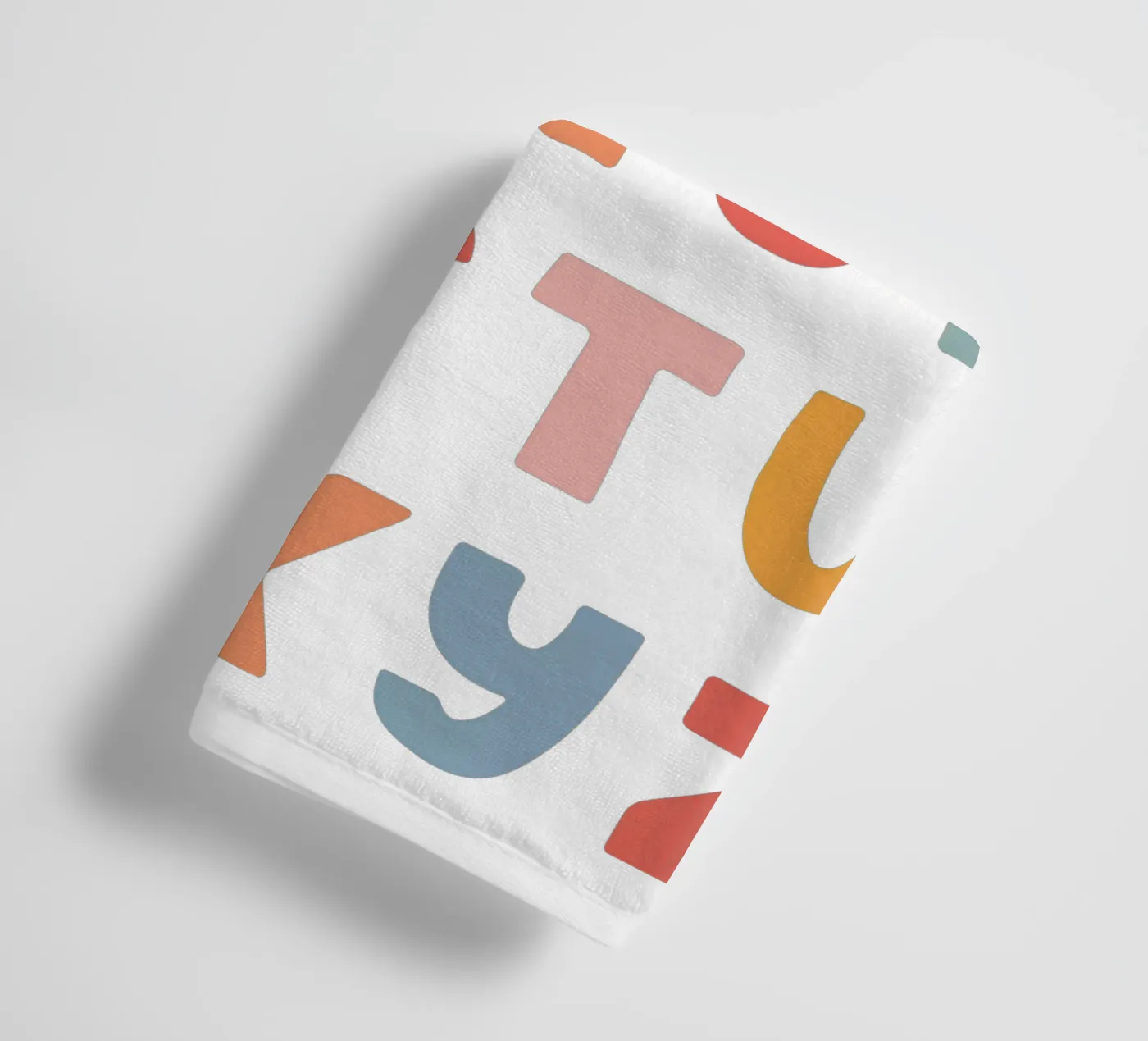 Solid Letters asciugamano da bagno da Kartenliebe