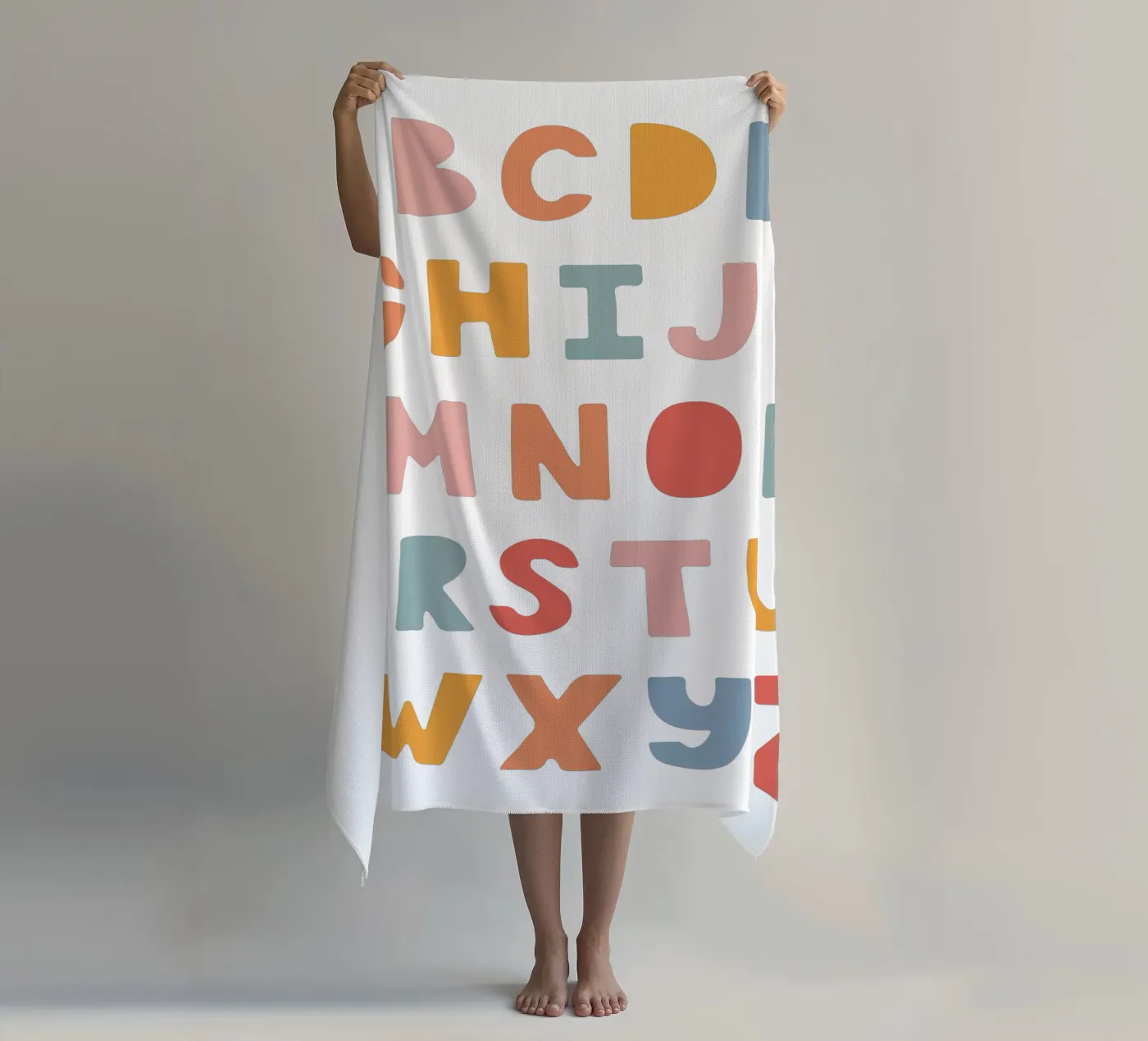 Solid Letters strandhanddoek van Kartenliebe