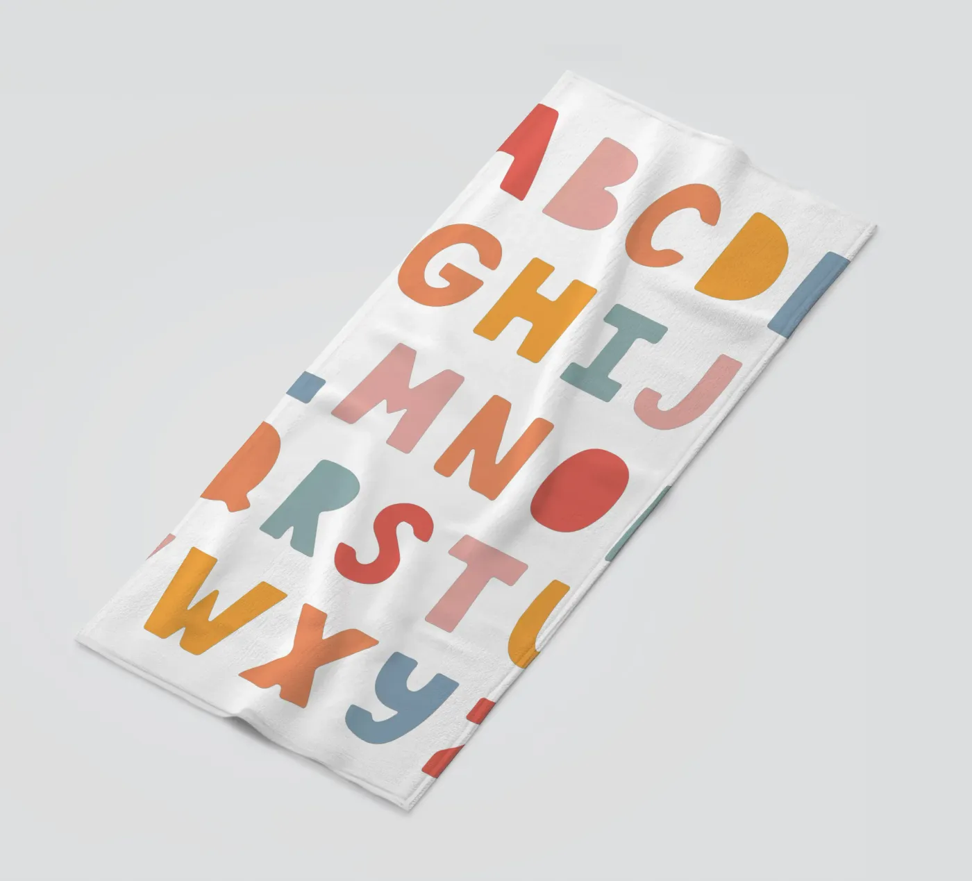 Solid Letters strandhanddoek van Kartenliebe