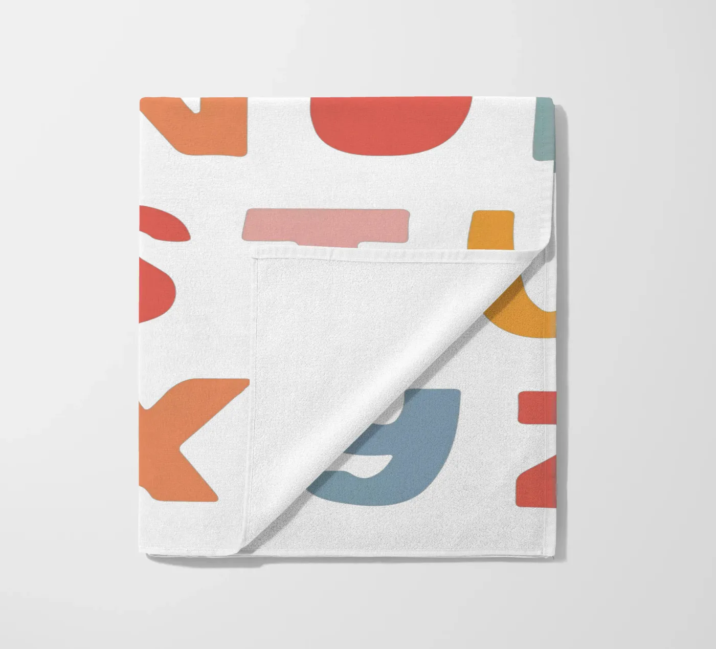 Solid Letters strandhanddoek van Kartenliebe