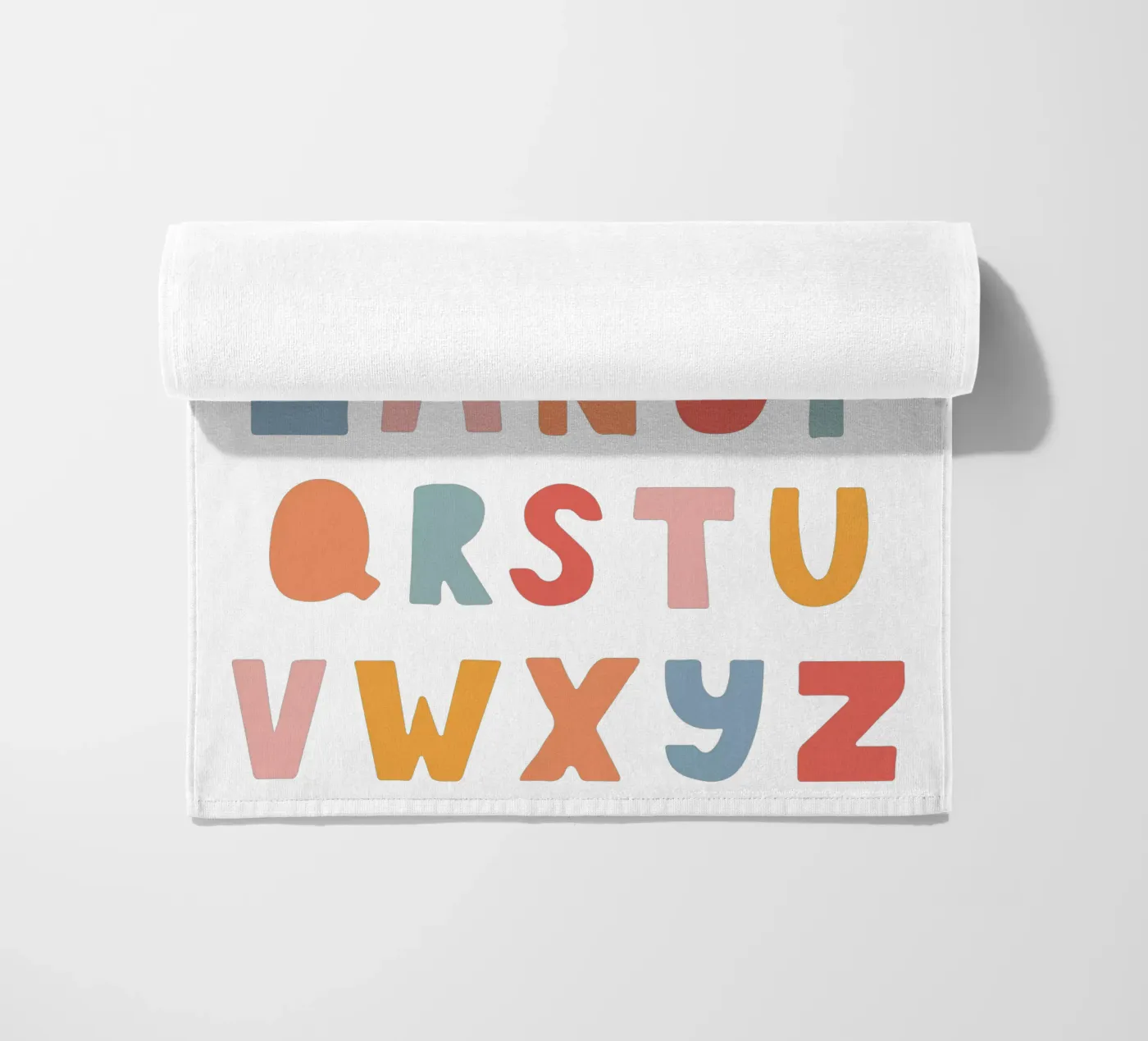 Solid Letters strandhanddoek van Kartenliebe