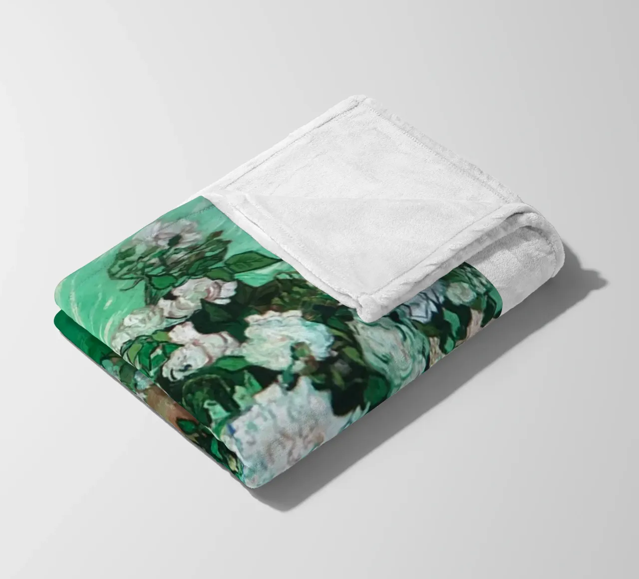 vaso di fiori rose bianche coperta in pile da cloud shop