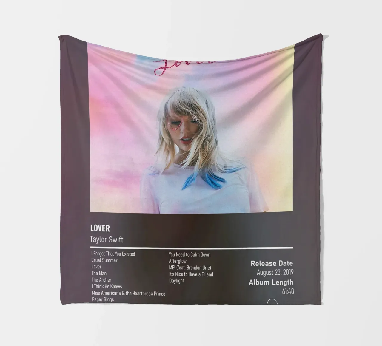 Lover (2019) by Taylor Swift coperta in pile da DGUnder
