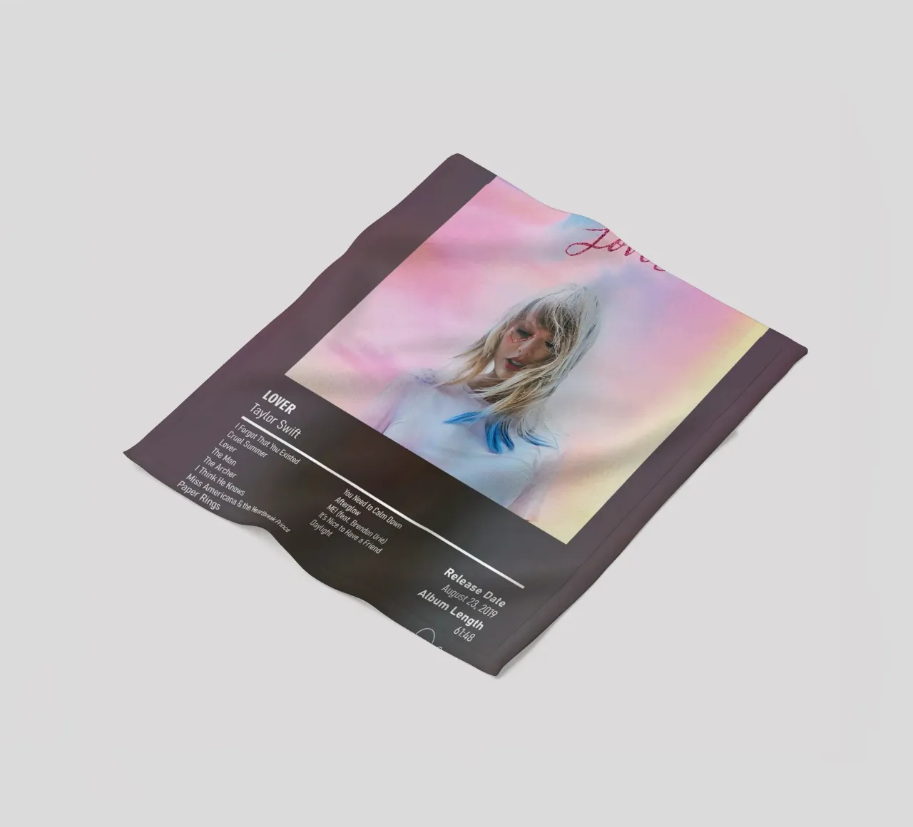 Lover (2019) by Taylor Swift coperta in pile da DGUnder