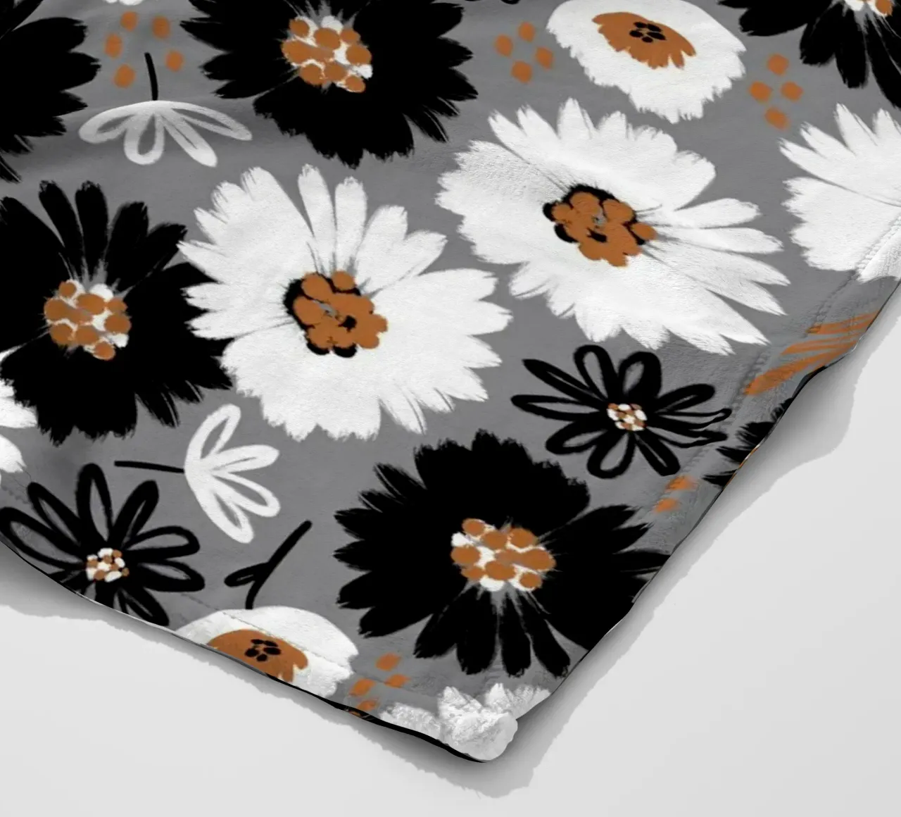 Blumenmuster Schwarz Weiß Karamell coperta in pile da Petra Lang