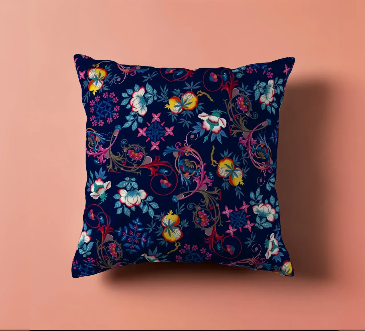 Victorian Midnight cuscino da burcukorkmazyurek