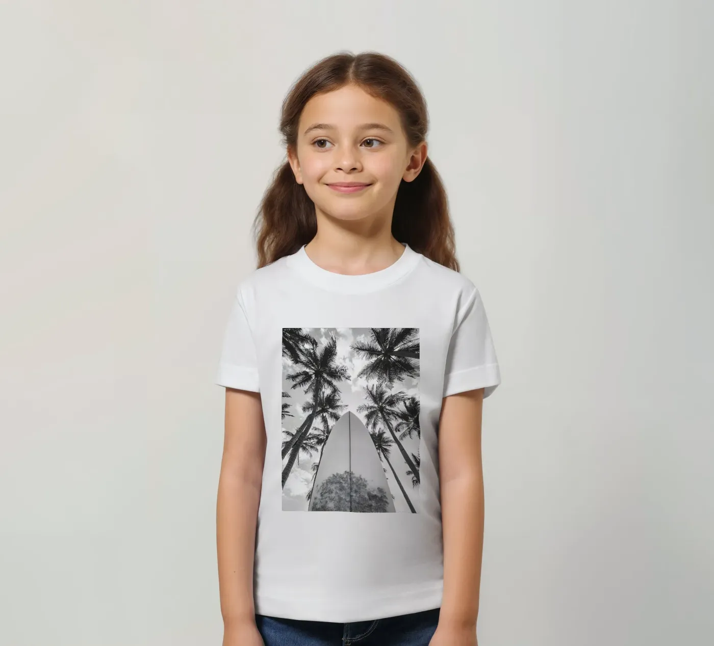Surf! kids t-shirt by Mononoir