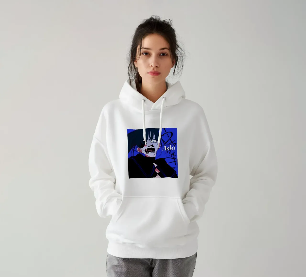 Ado Useewa felpa con cappuccio da ManondeShop