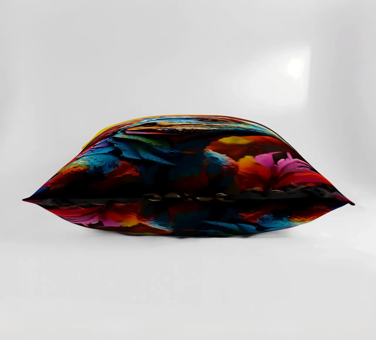 Stile_lucertola_J_1 cuscino da Tierisch bunt by LK