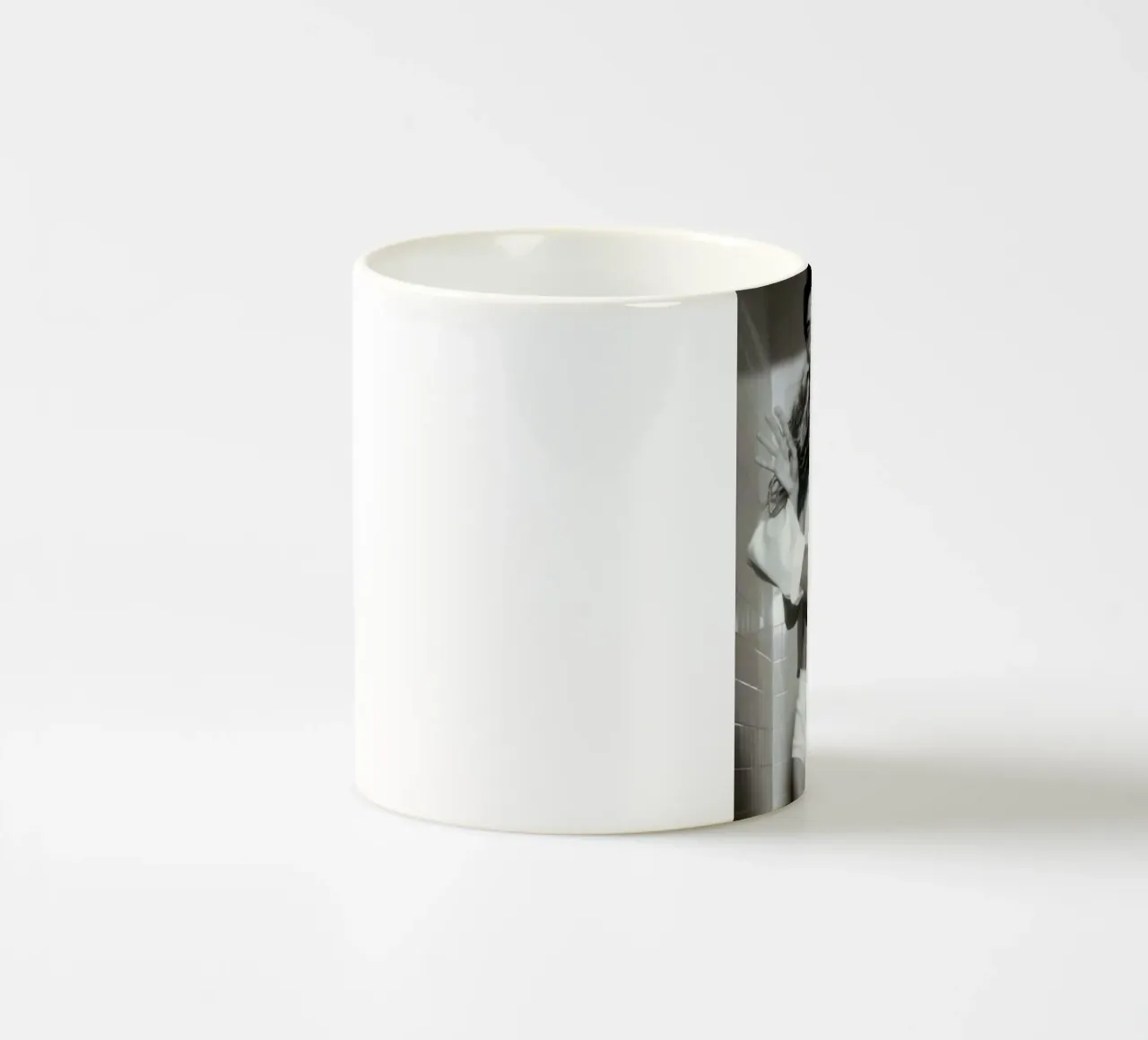 Oh mio Dio tazza in ceramica da Martin studio