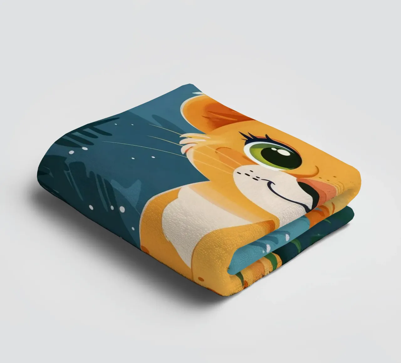 Schattig leeuwenwelpje zittend tussen weelderig gebladerte in tropisch oerwoud badhanddoek van DesignDoodle