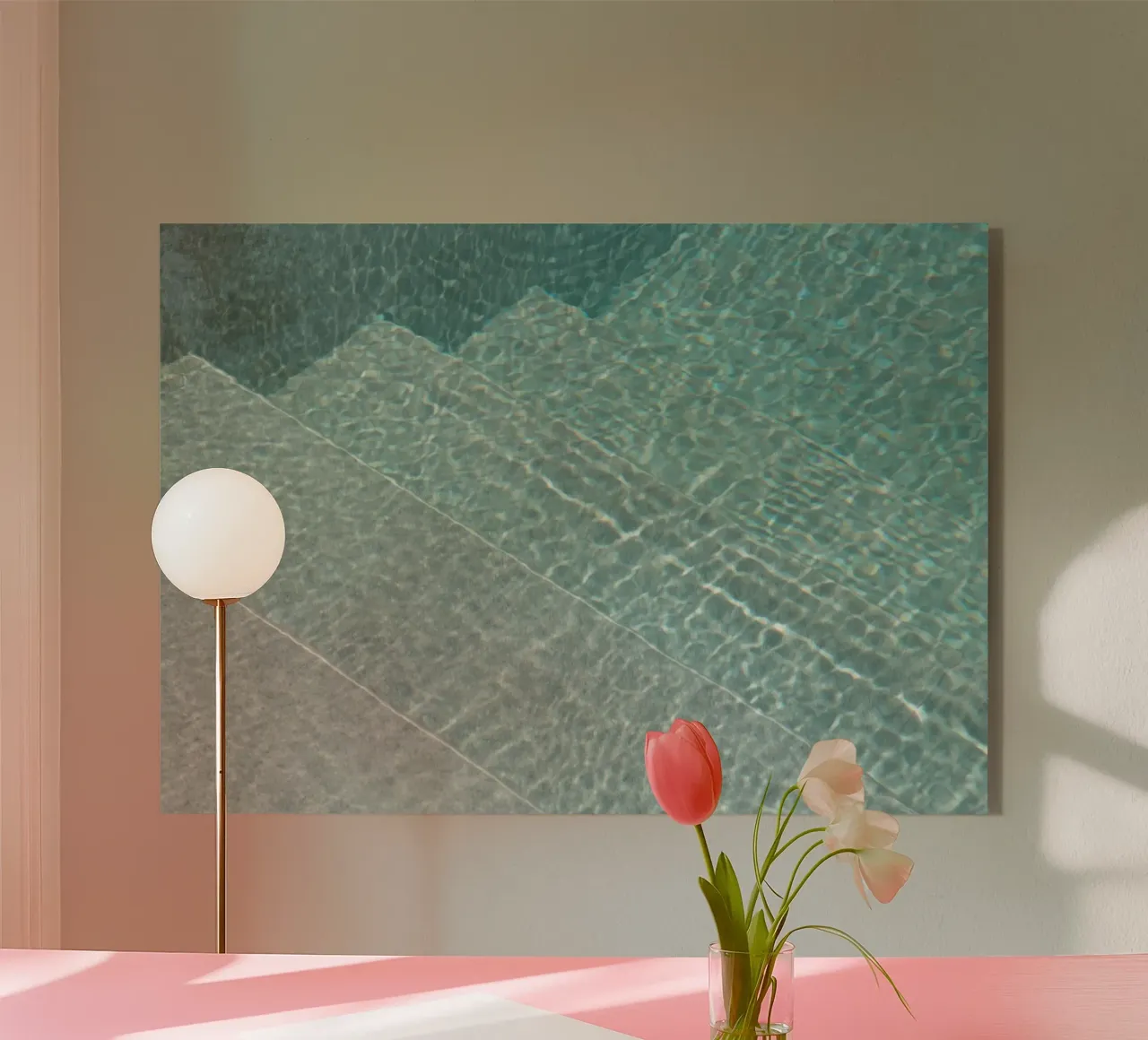 Blue swimming pool water with steps plexiglass da Kimberley Jekel Photography