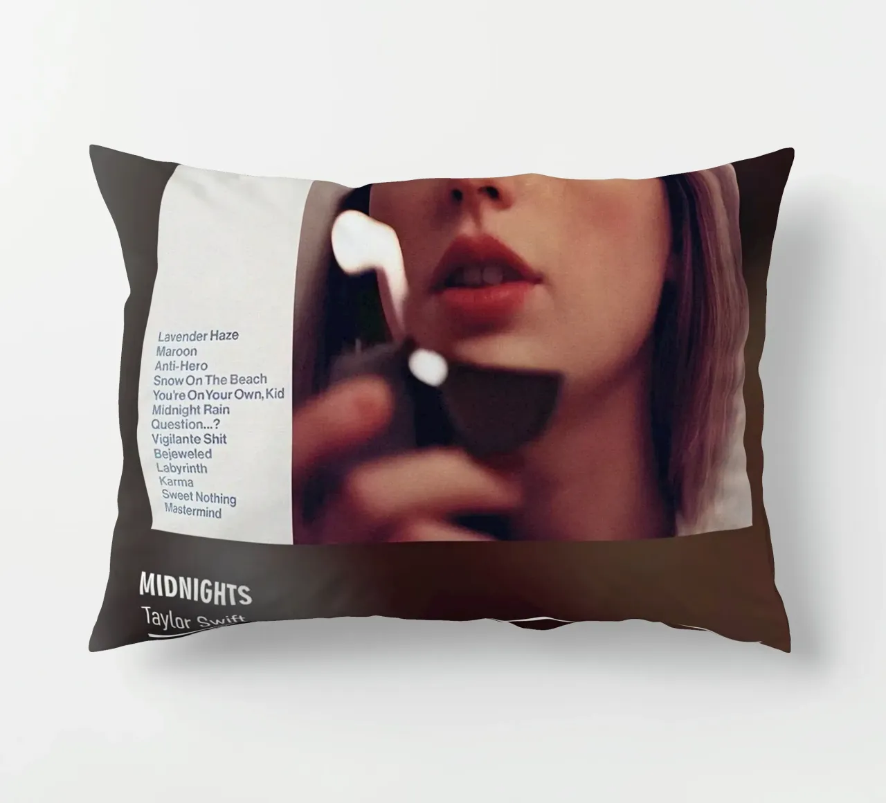 Midnights (2022) by Taylor Swift cuscino da DGUnder