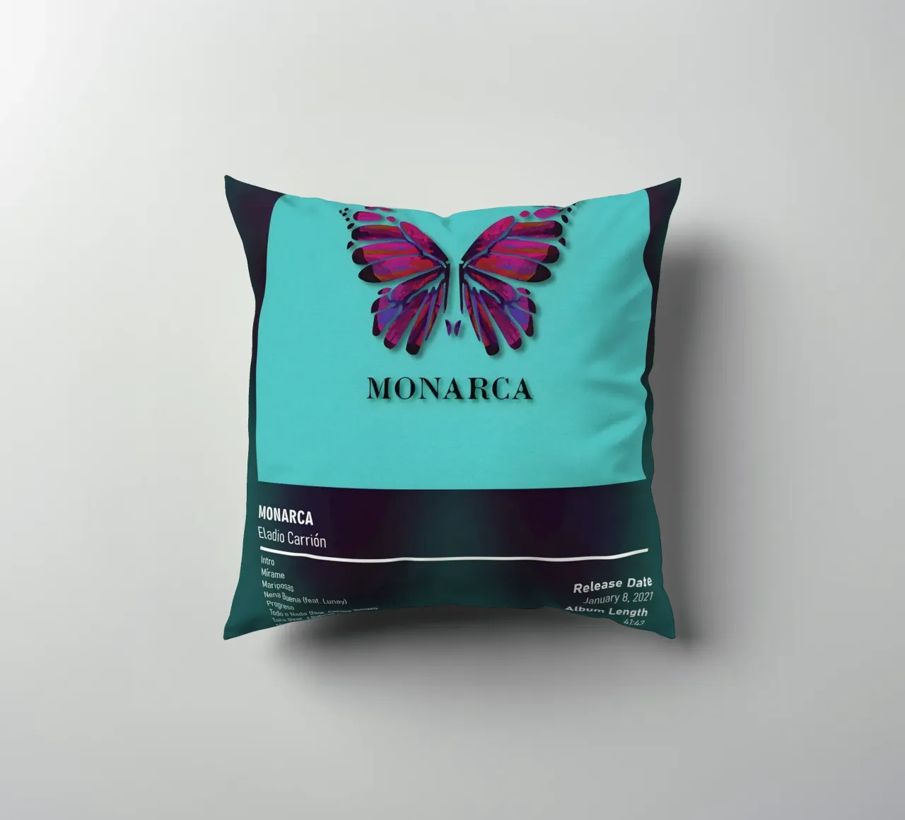 Monarca (2021) by Eladio Carrión cuscino da DGUnder
