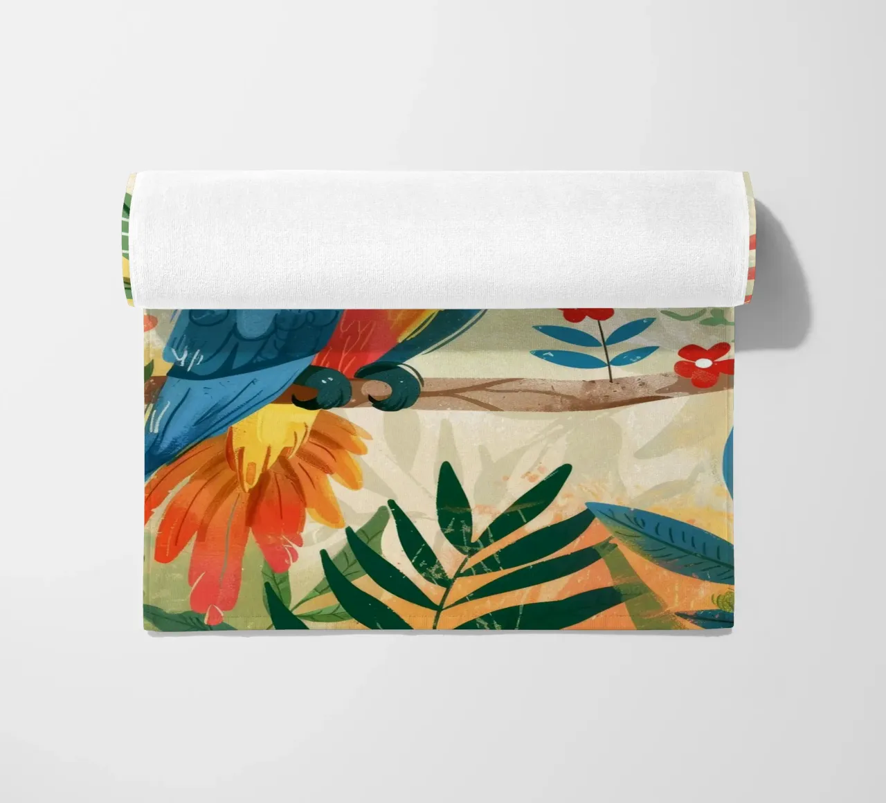 Pappagallo variopinto appollaiato tra il fogliame tropicale in un ambiente lussureggiante telo mare da DesignDoodle