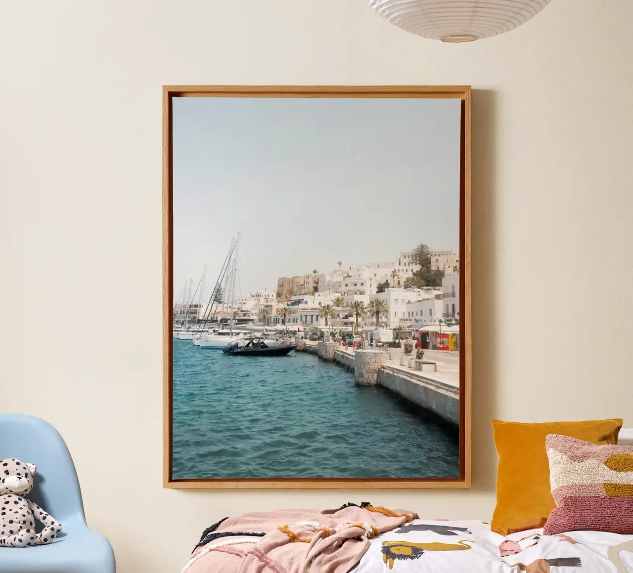 Summer vibes in a port in Greece Leinwand mit Schattenfugenrahmen von Kimberley Jekel Photography