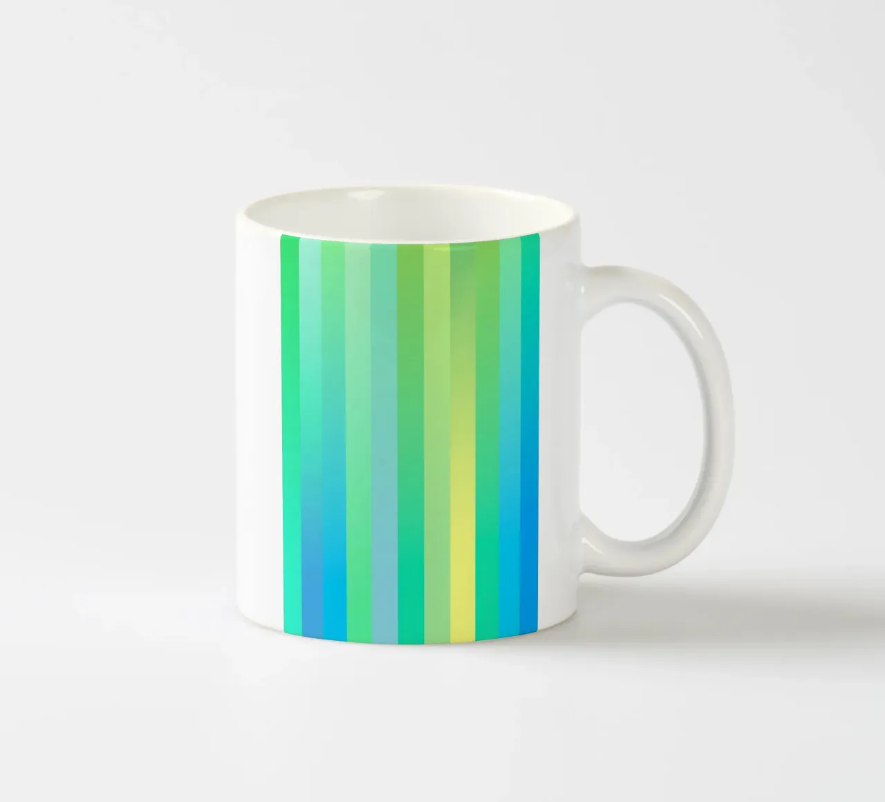 Green tazza in ceramica da Flo Klein