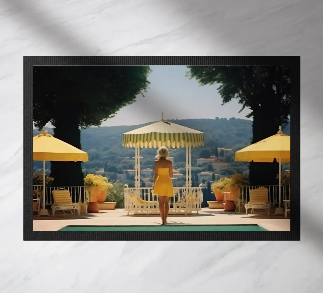Slim Aarons, stile retrò anni '60, "Cannes Pool zerbino da Mrs.Pamela