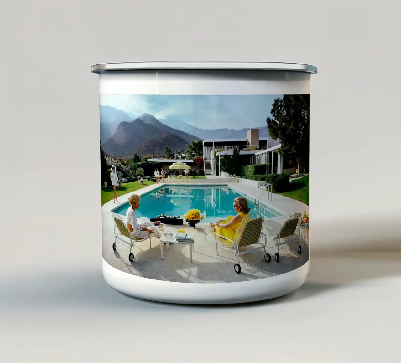 Festa nel deserto di Slim Aarons tazza in smalto da Mrs.Pamela