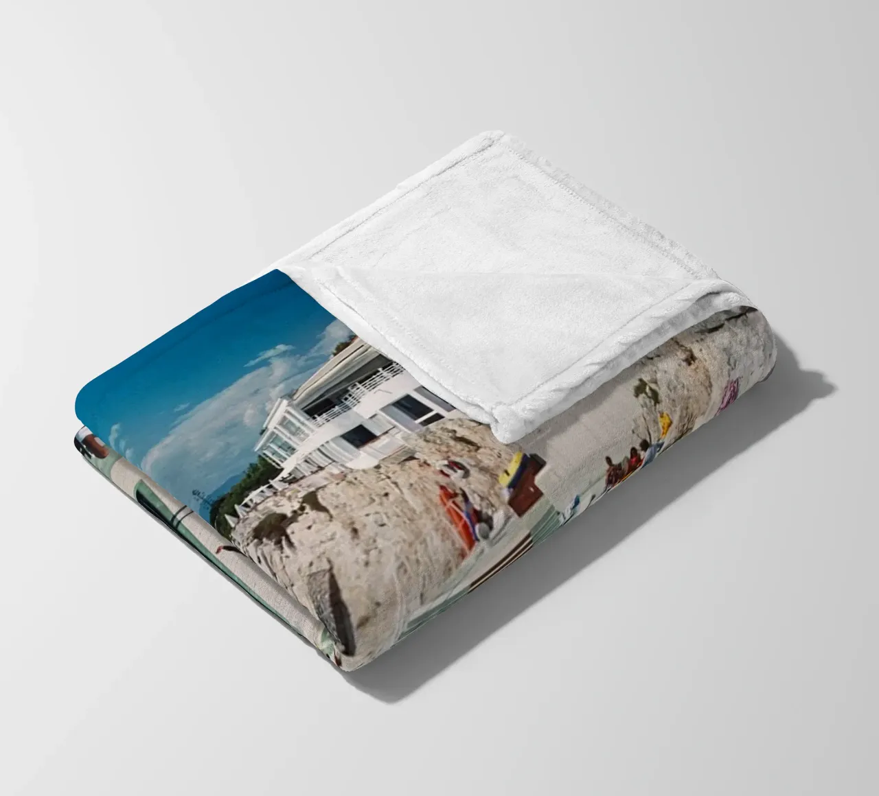 Slim Aarons Hotel Dup Cap coperta in pile da Mrs.Pamela