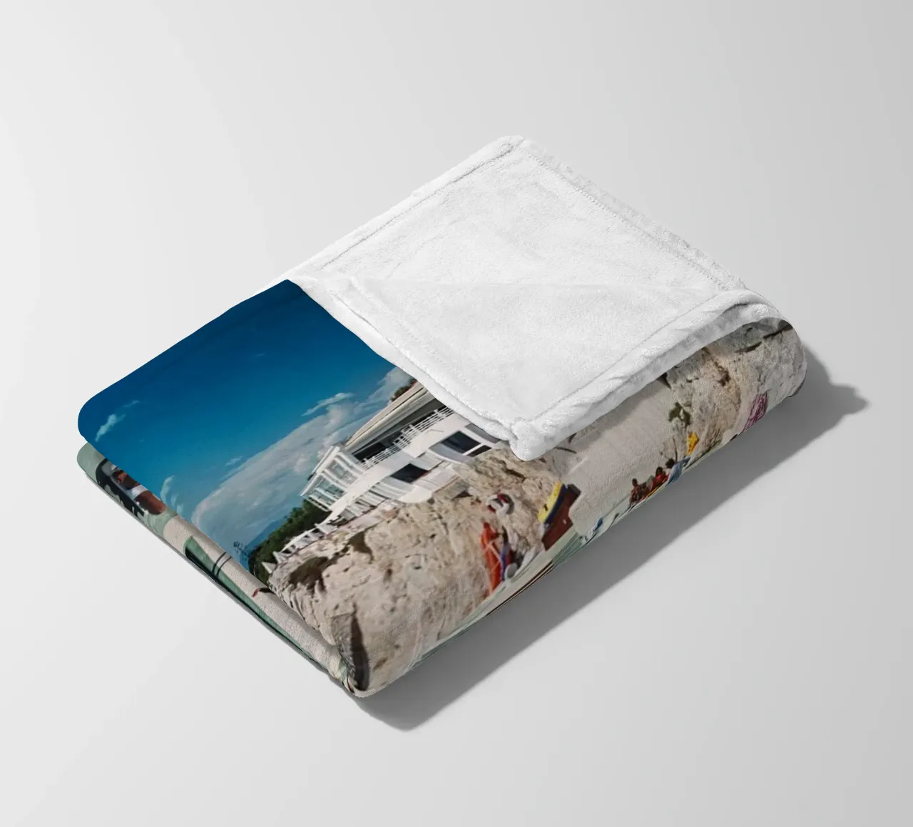Slim Aarons Hotel Dup Cap coperta in pile da Mrs.Pamela