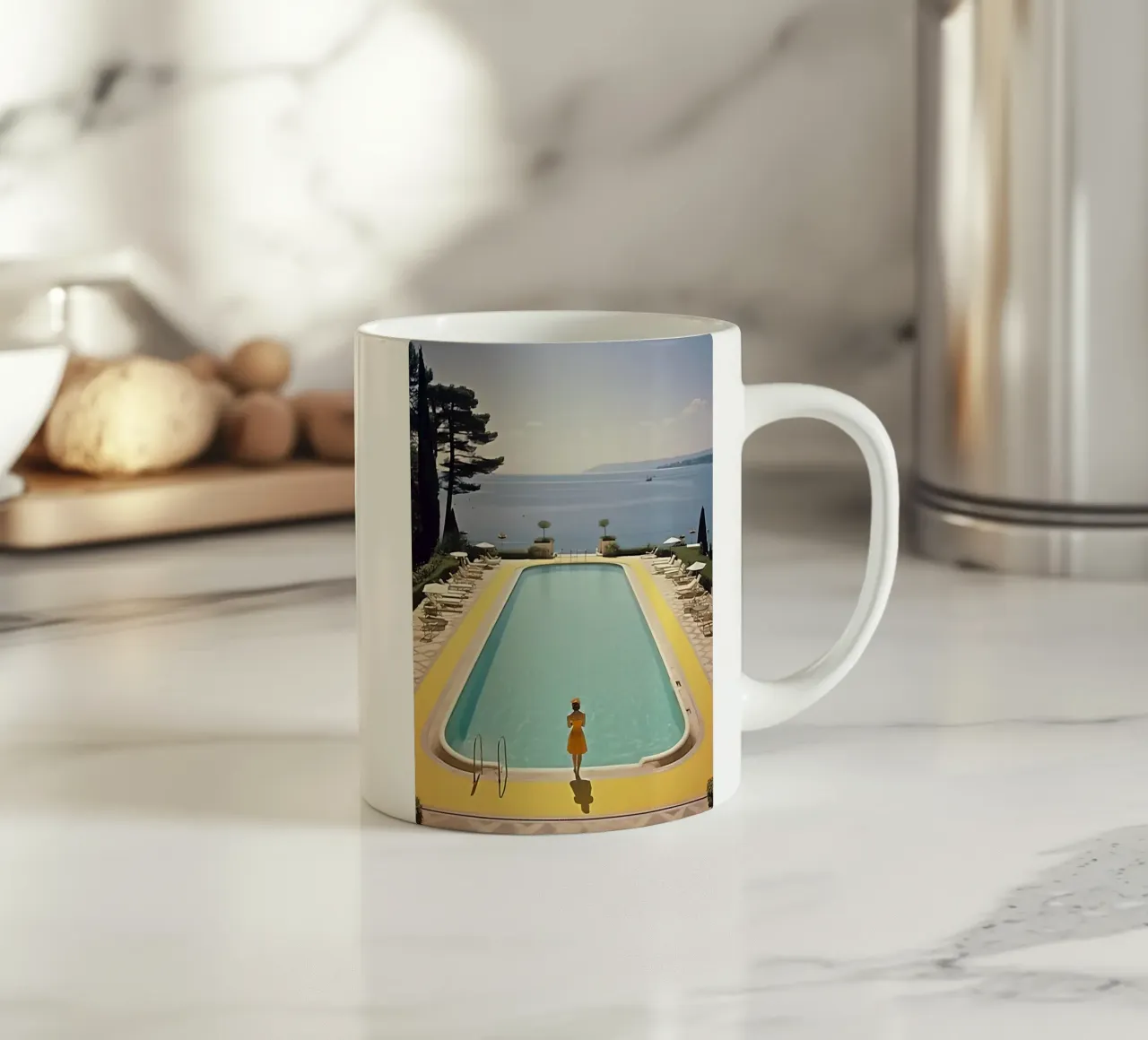 Slim Aarons "Piscina di Cannes tazza in ceramica da Mrs.Pamela