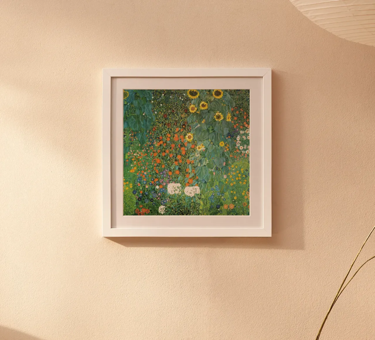 Giardino della fattoria con girasoli (1907) di Gustav Klimt poster con telaio in legno da Classic Art Prints