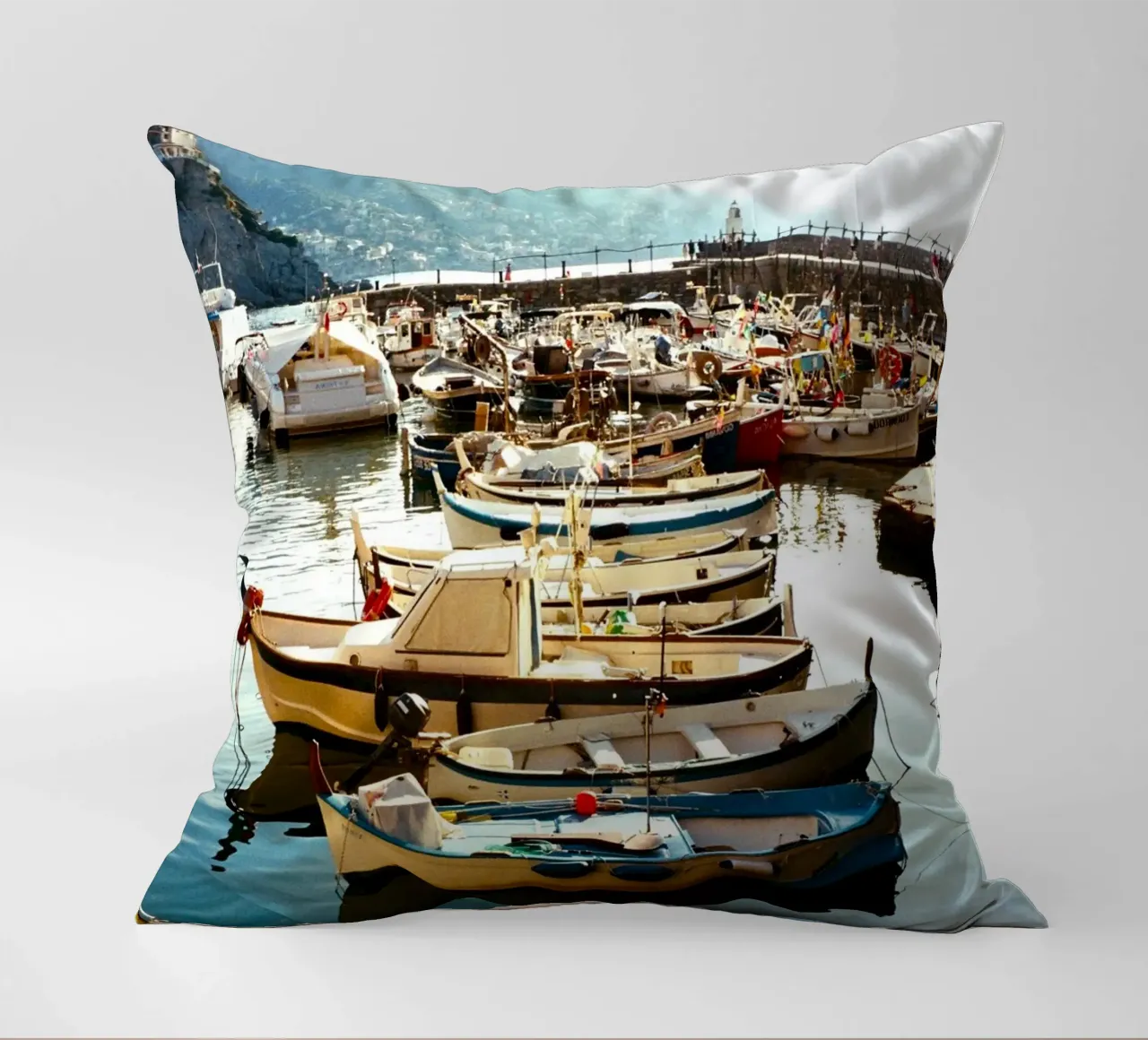 barche porto cuscino da Earthly Visions