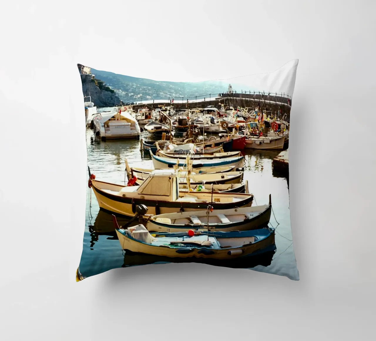 barche porto cuscino da Earthly Visions