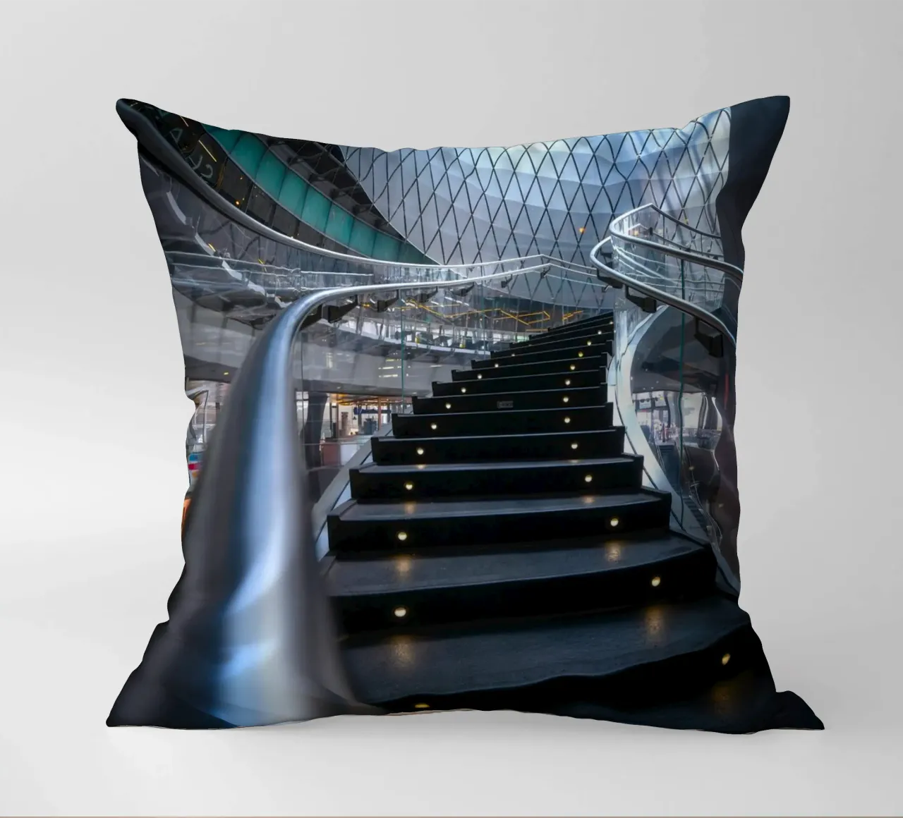 metalen leuningen voor gebogen trappen kussen van Earthly Visions