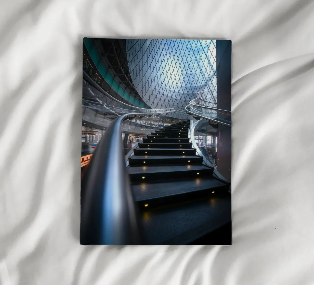 ringhiere in metallo per scale curve diario da Earthly Visions